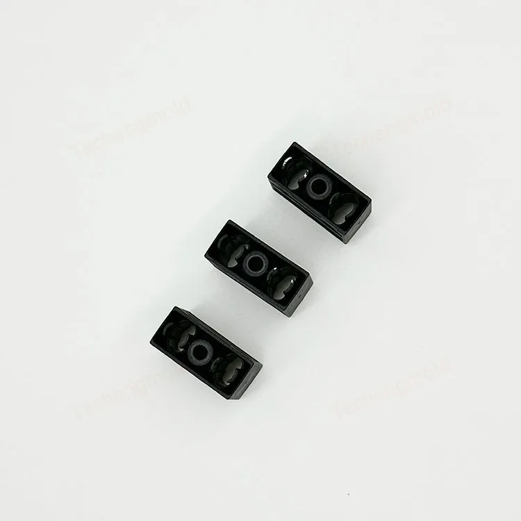 特诚科技精密工程塑料注塑件实拍